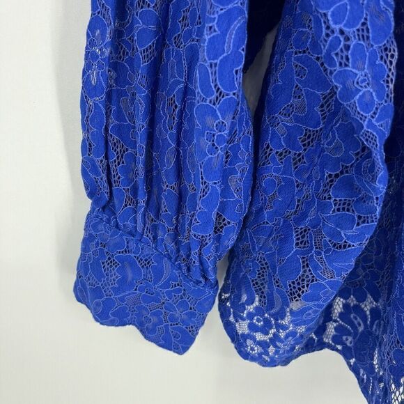 Torrid Top Women Size 4 Blue Floral Lace Button Up Shirt Sheer Blouse Romantic - Picture 3 of 8